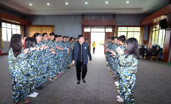 團(tuán)建活動(dòng) | 凝心聚力，我們是一家人！